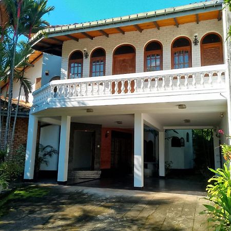 Ceylon Travel And Stay Lodge Баттарамулла Экстерьер фото