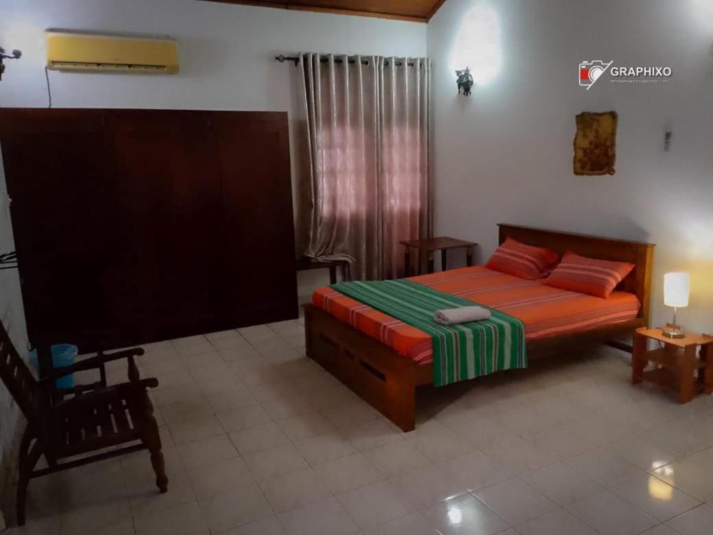 Ceylon Travel And Stay Lodge Баттарамулла Экстерьер фото